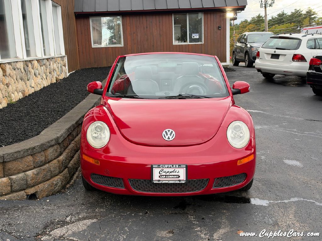 Photo 9 of this VOLKSWAGEN NEW BEETLE