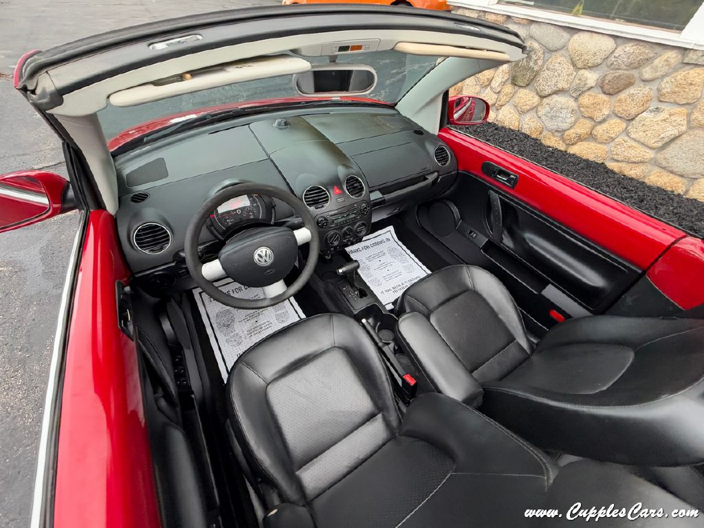 Photo 23 of this VOLKSWAGEN NEW BEETLE