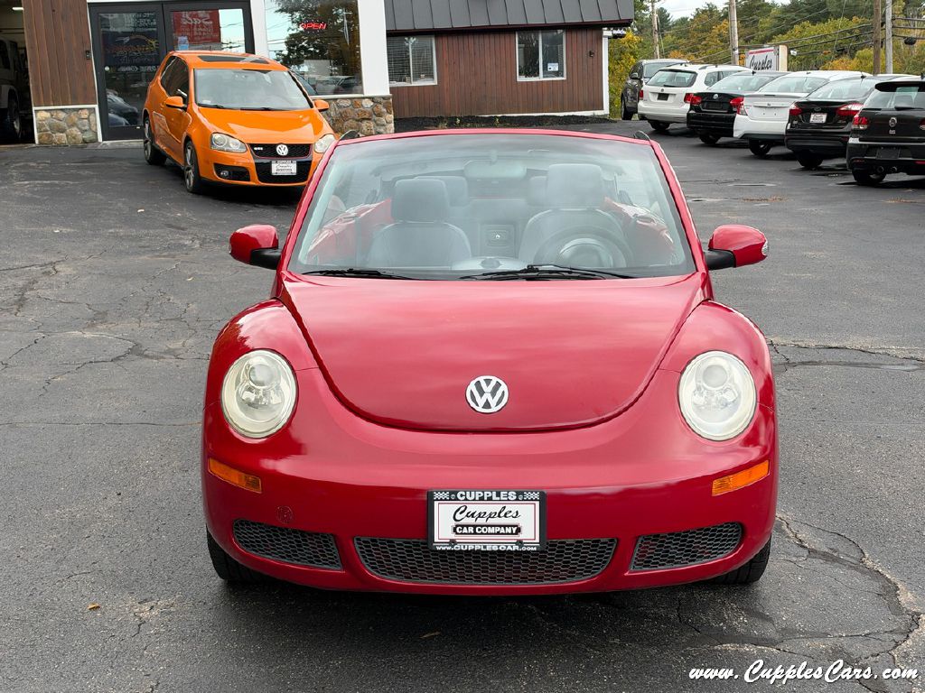 Photo 26 of this VOLKSWAGEN NEW BEETLE