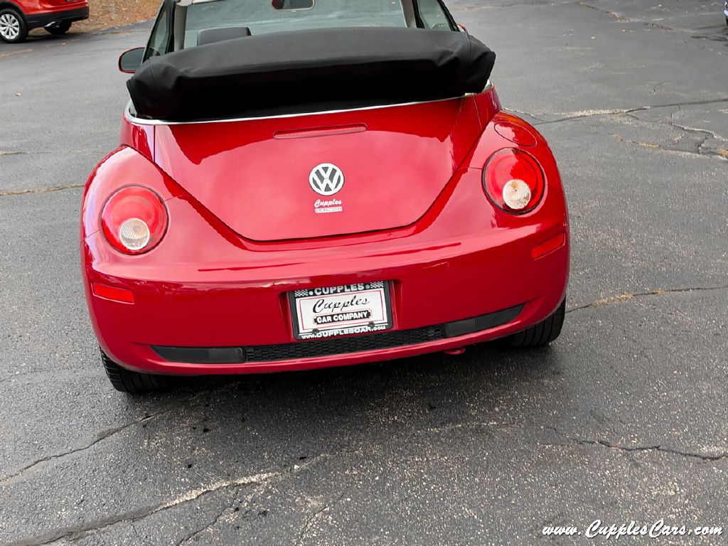 Photo 30 of this VOLKSWAGEN NEW BEETLE