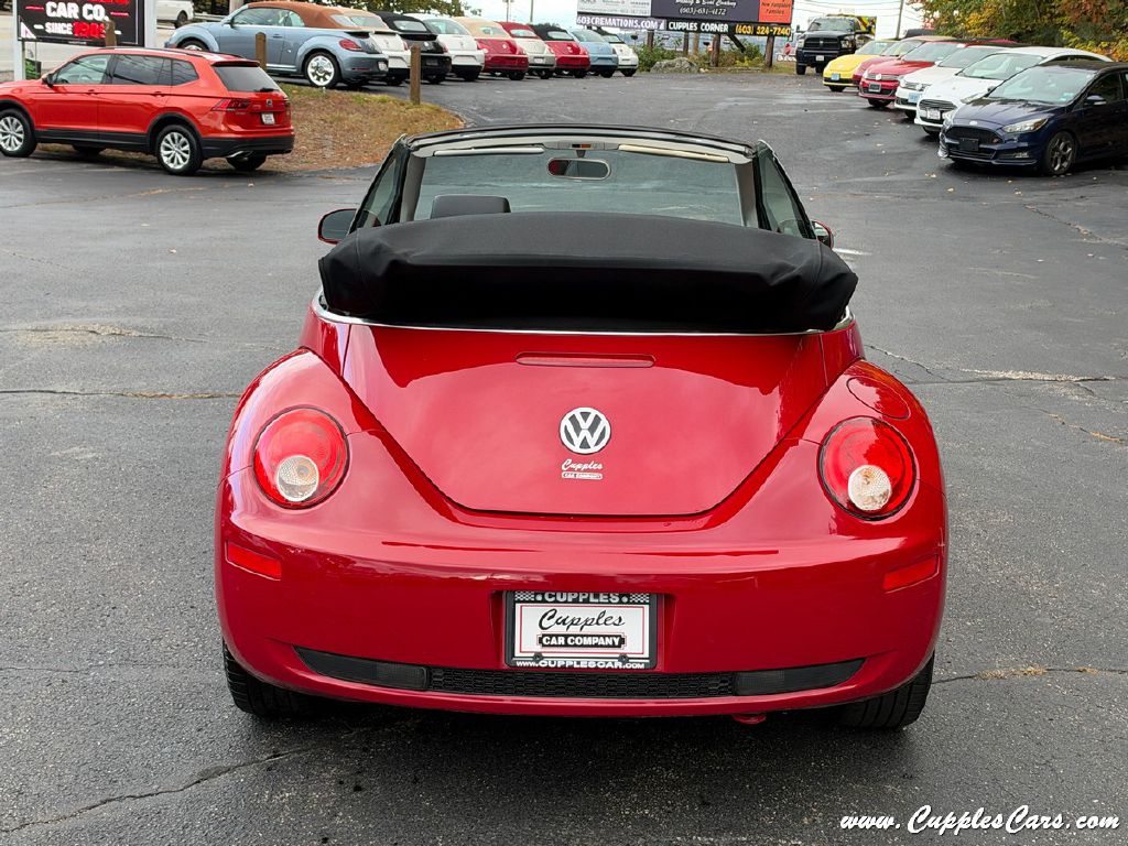 Photo 31 of this VOLKSWAGEN NEW BEETLE