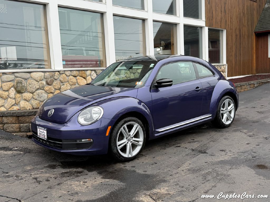 Purple 2014 Volkswagen Beetle 2.5L Hatchback Front-Wheel Drive 5-Speed Manual