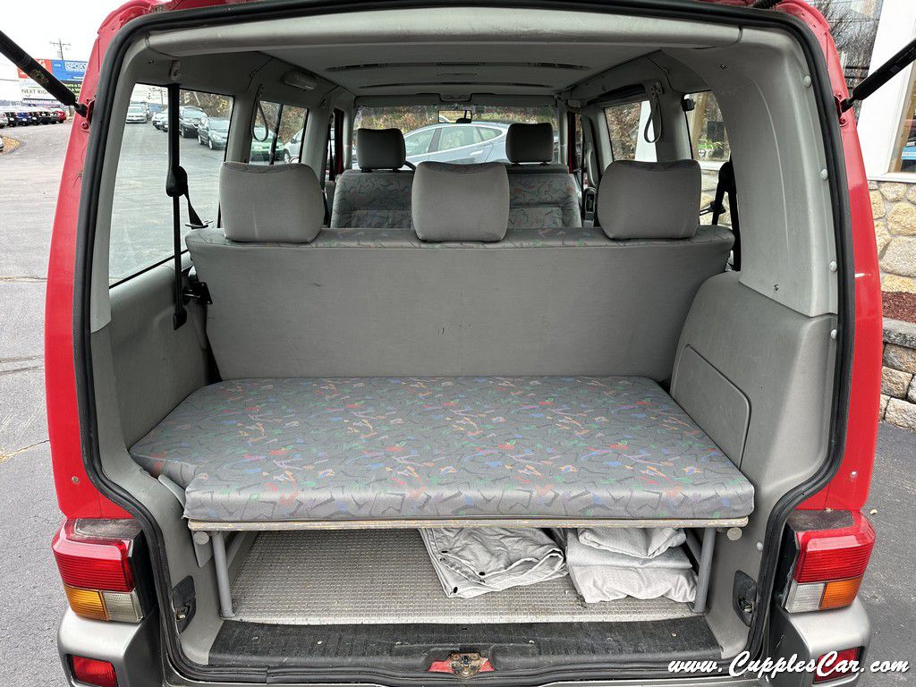 Photo 21 of this VOLKSWAGEN EUROVAN TDI