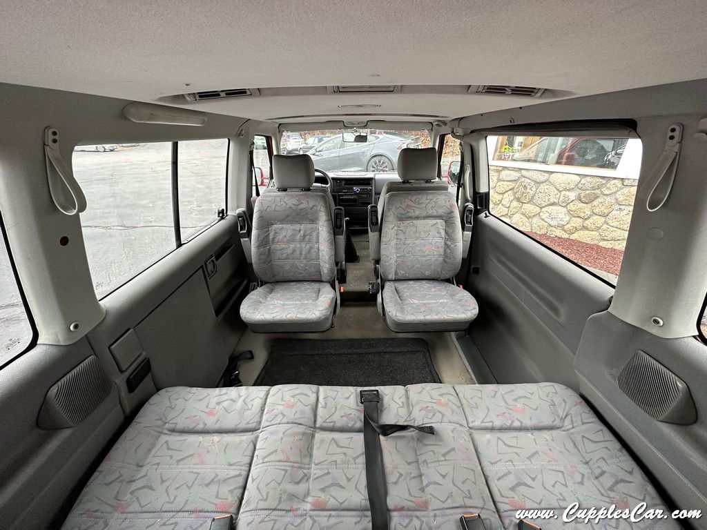 Photo 23 of this VOLKSWAGEN EUROVAN TDI