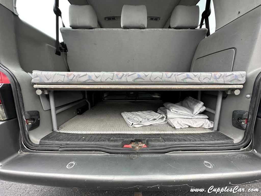 Photo 24 of this VOLKSWAGEN EUROVAN TDI