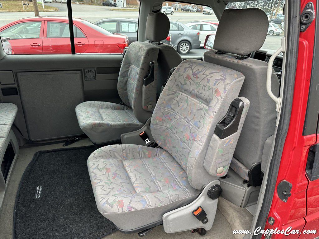 Photo 26 of this VOLKSWAGEN EUROVAN TDI