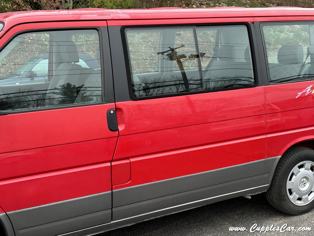 Photo 47 of this VOLKSWAGEN EUROVAN TDI
