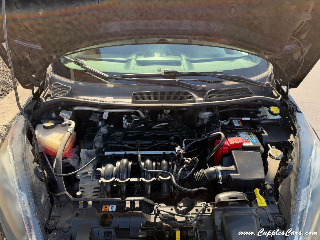 Photo 11 of this FORD FIESTA