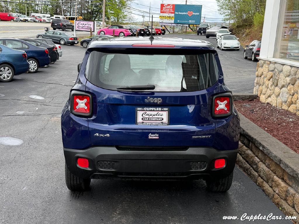 Photo 10 of this JEEP RENEGADE