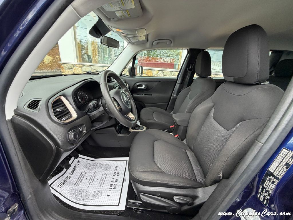 Photo 23 of this JEEP RENEGADE