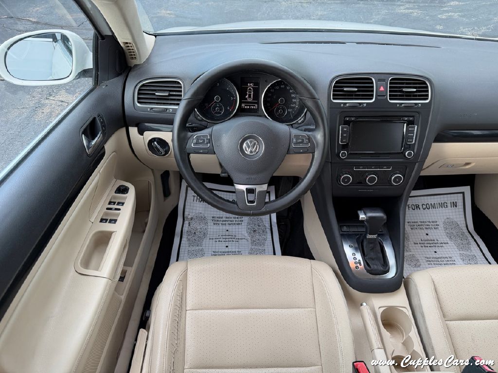 Photo 21 of this VOLKSWAGEN JETTA