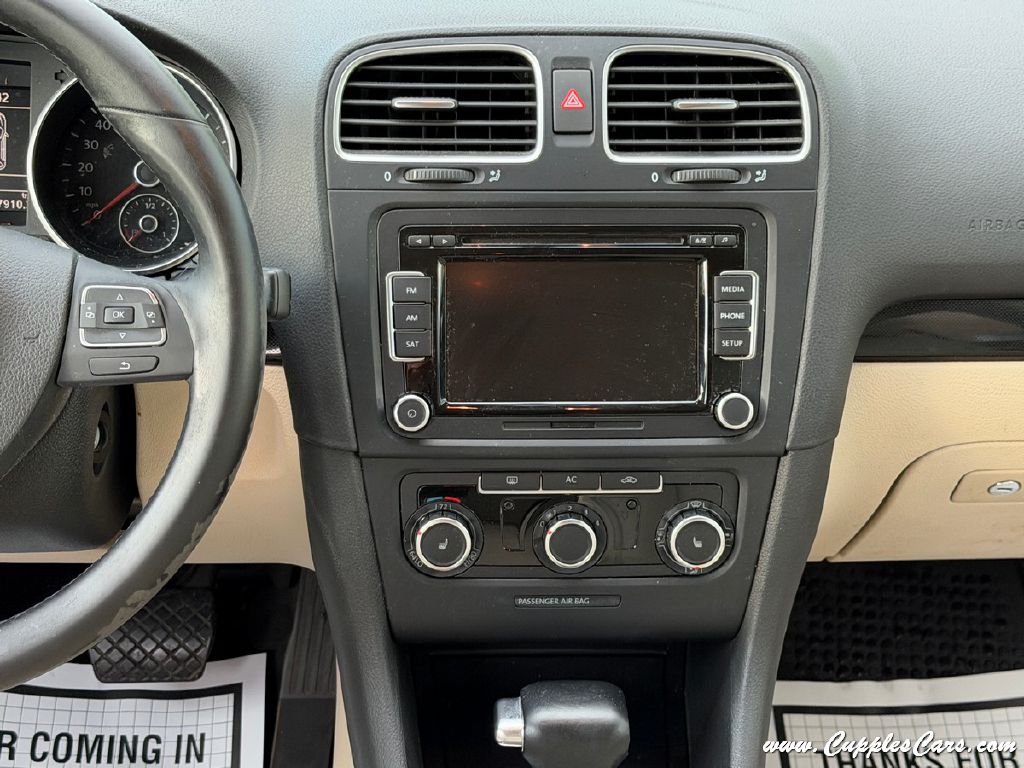 Photo 22 of this VOLKSWAGEN JETTA