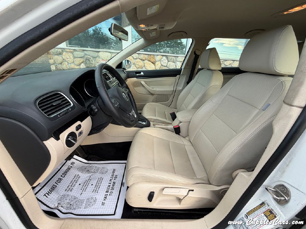 Photo 28 of this VOLKSWAGEN JETTA