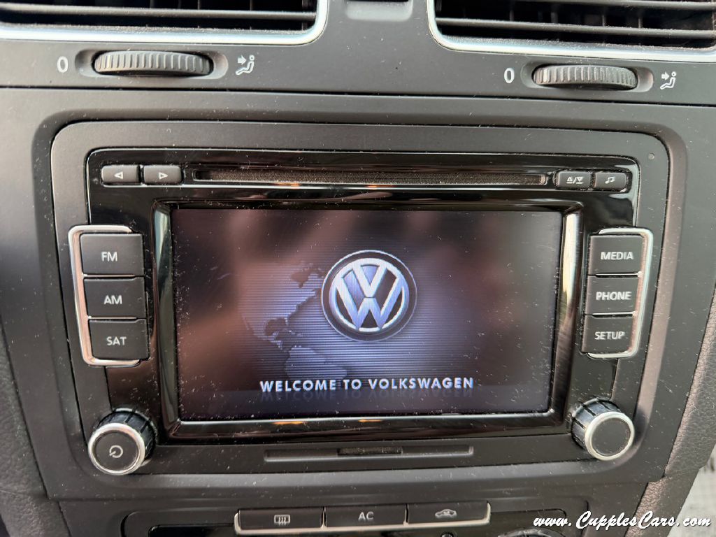 Photo 29 of this VOLKSWAGEN JETTA