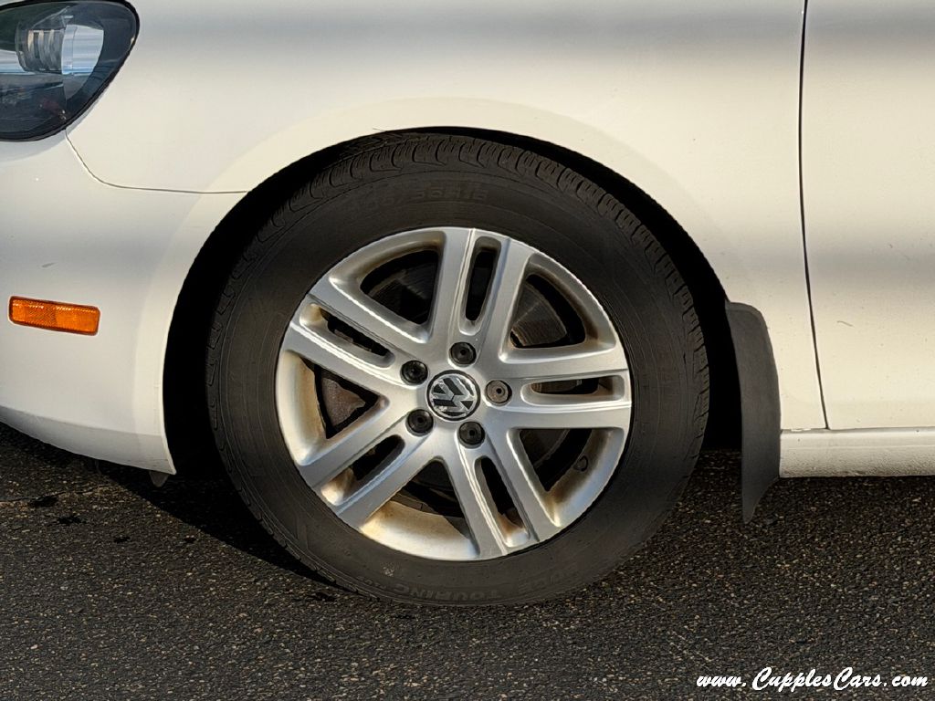Photo 48 of this VOLKSWAGEN JETTA