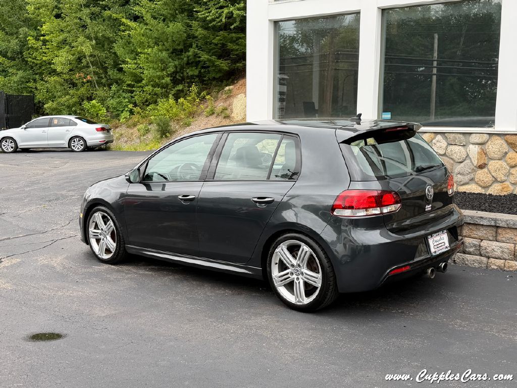 Photo 2 of this VOLKSWAGEN GOLF R