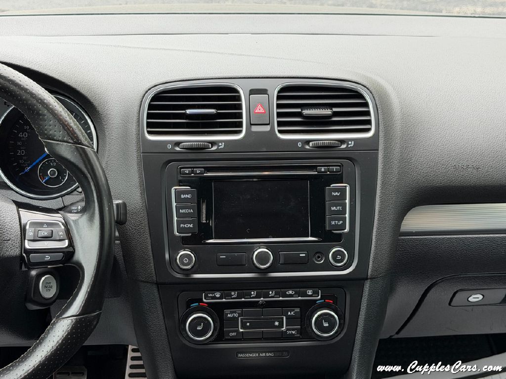 Photo 16 of this VOLKSWAGEN GOLF R