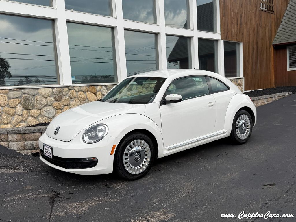 2013 VOLKSWAGEN BEETLE