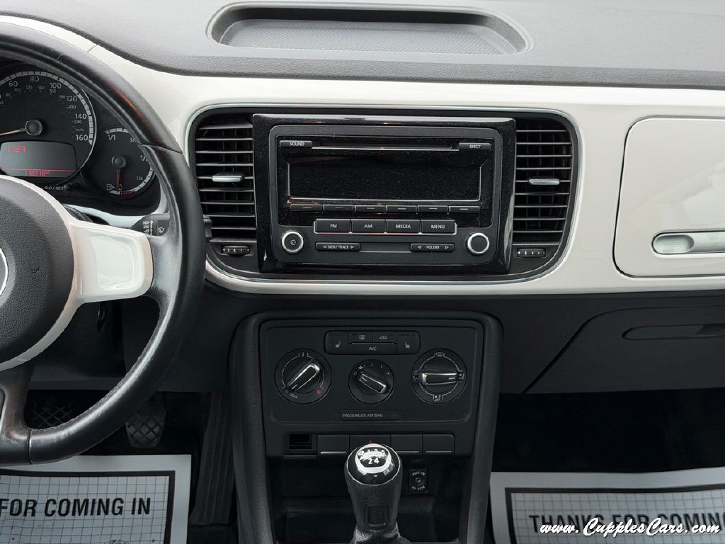 Photo 17 of this VOLKSWAGEN BEETLE