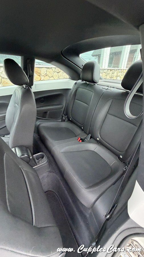 Photo 28 of this VOLKSWAGEN BEETLE