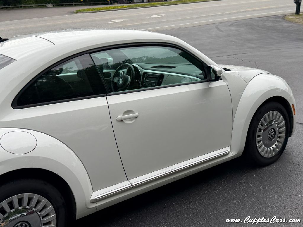 Photo 35 of this VOLKSWAGEN BEETLE