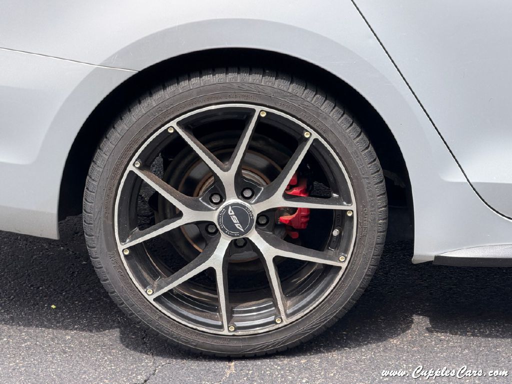 Photo 43 of this VOLKSWAGEN JETTA