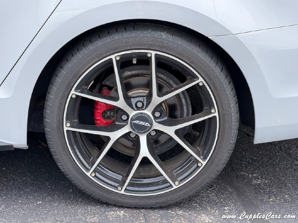 Photo 44 of this VOLKSWAGEN JETTA