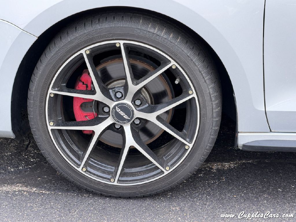 Photo 45 of this VOLKSWAGEN JETTA