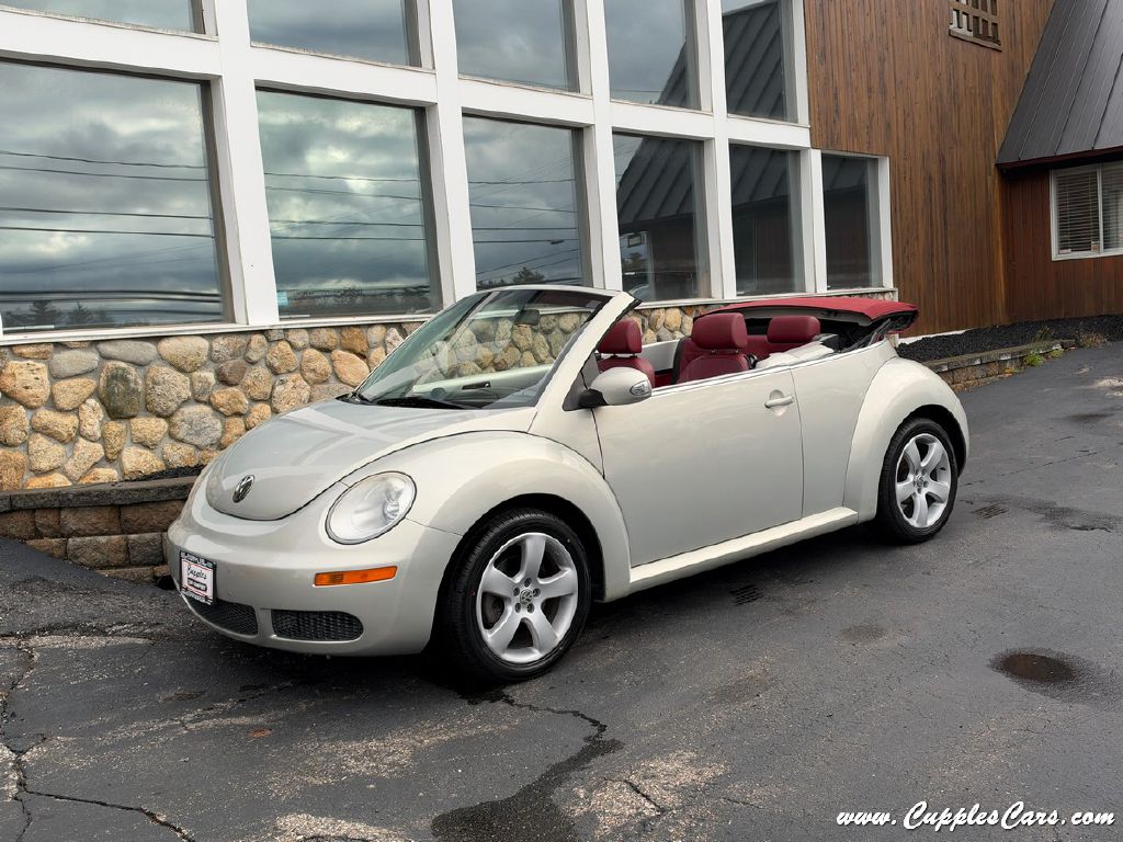 2009 VOLKSWAGEN NEW BEETLE