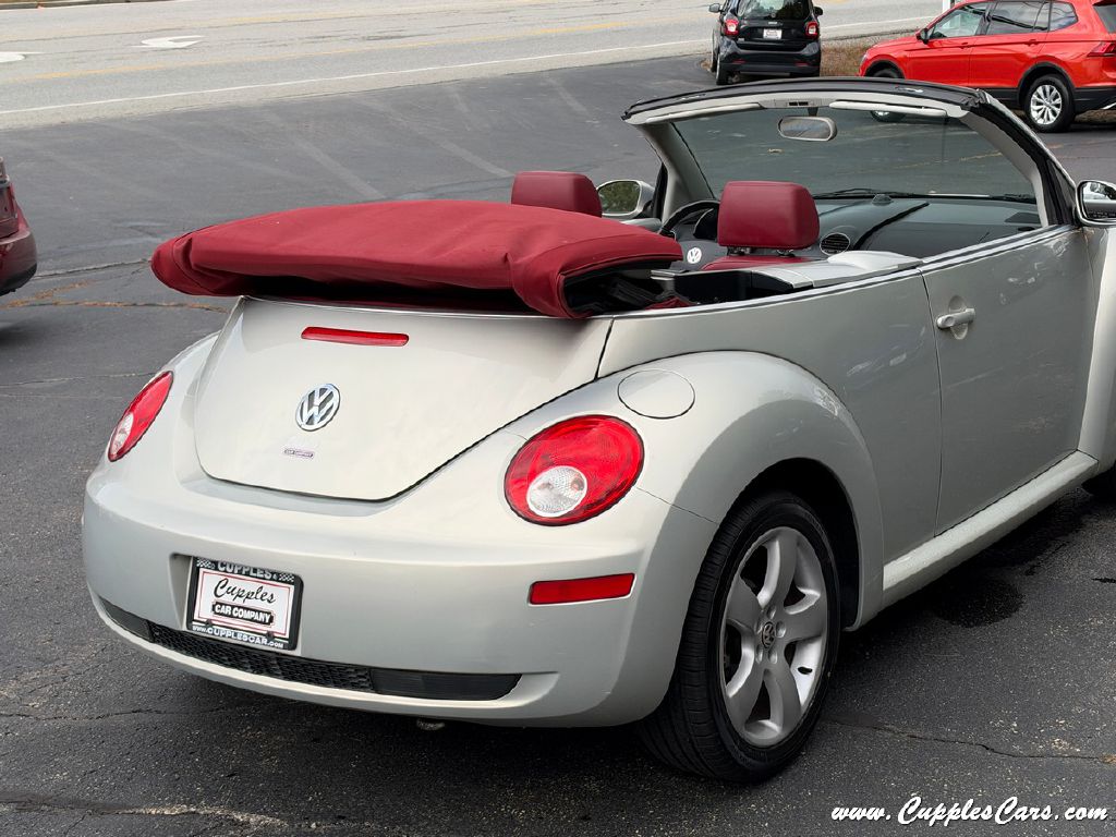 Photo 31 of this VOLKSWAGEN NEW BEETLE