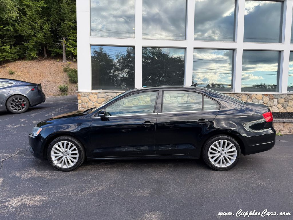 Photo 10 of this VOLKSWAGEN JETTA