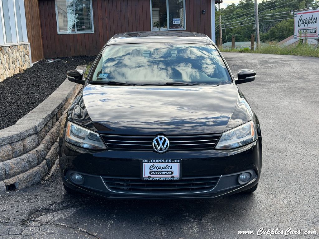 Photo 11 of this VOLKSWAGEN JETTA