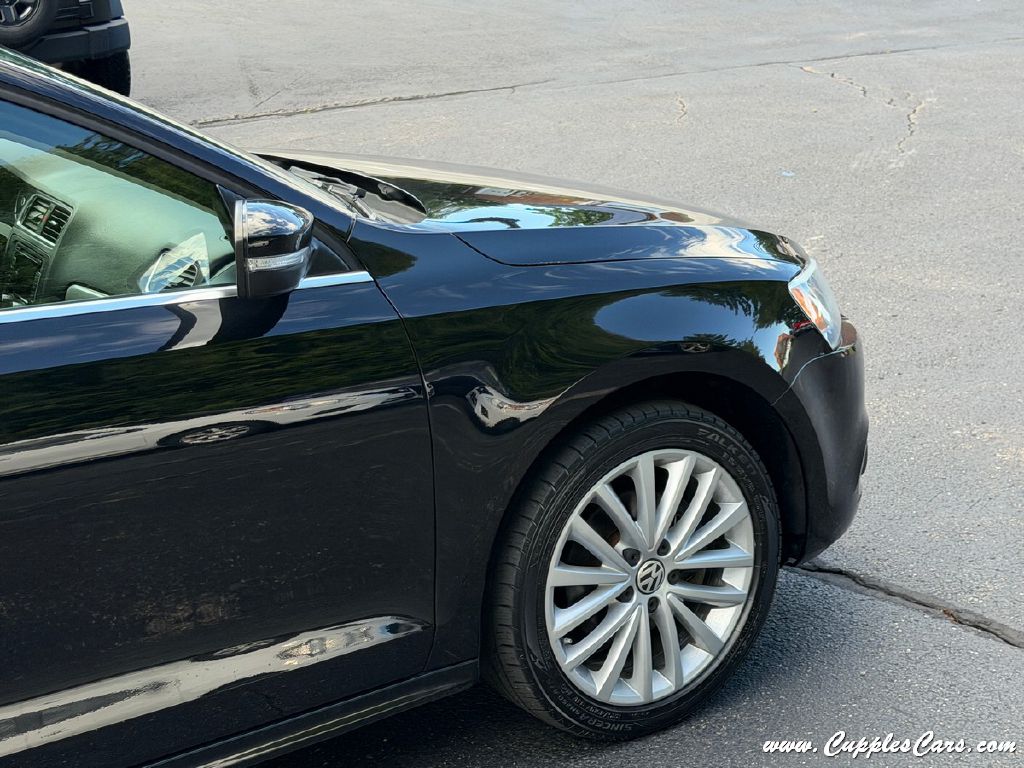 Photo 33 of this VOLKSWAGEN JETTA