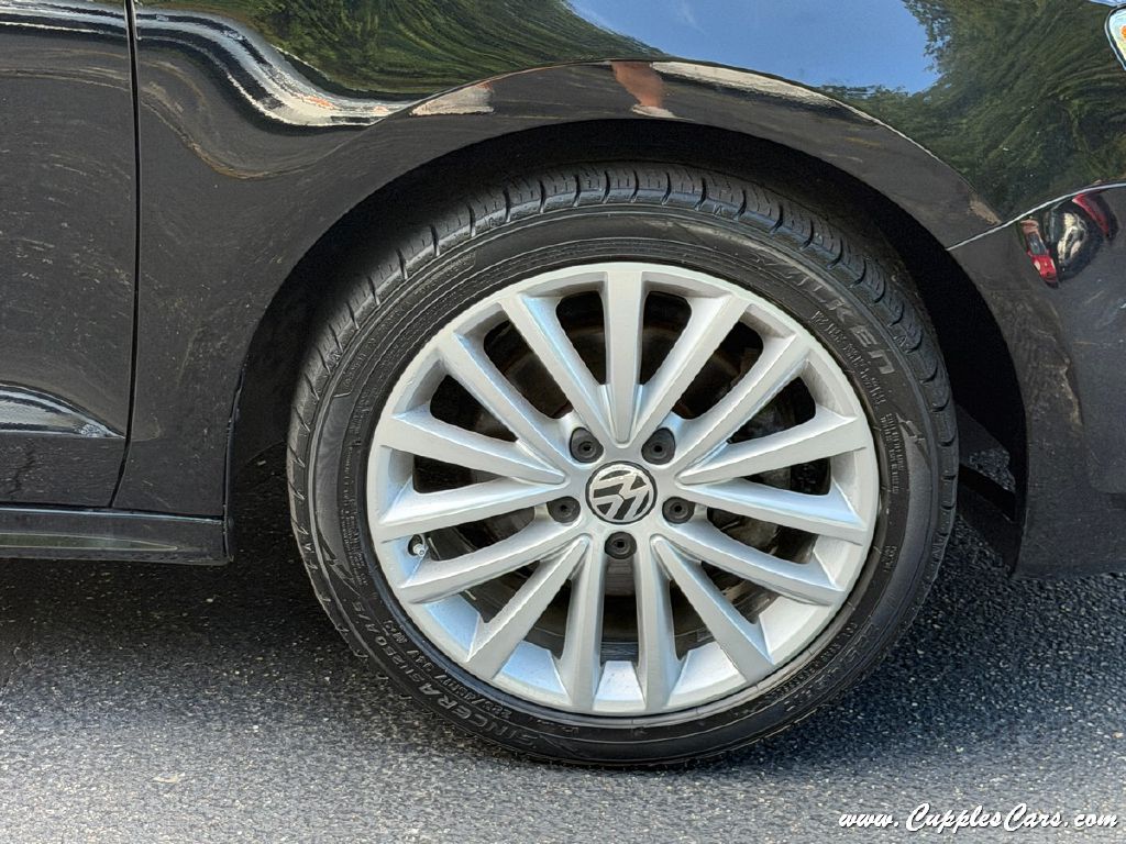 Photo 34 of this VOLKSWAGEN JETTA