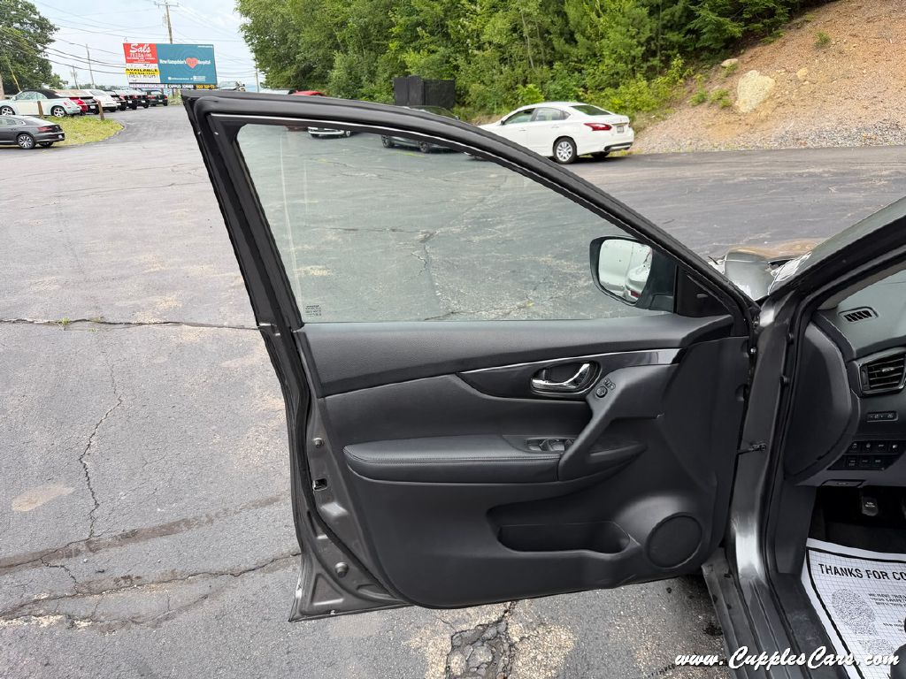 Photo 6 of this NISSAN ROGUE