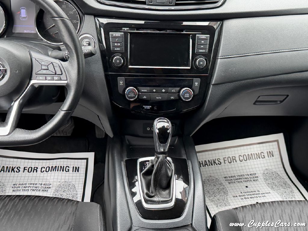 Photo 19 of this NISSAN ROGUE