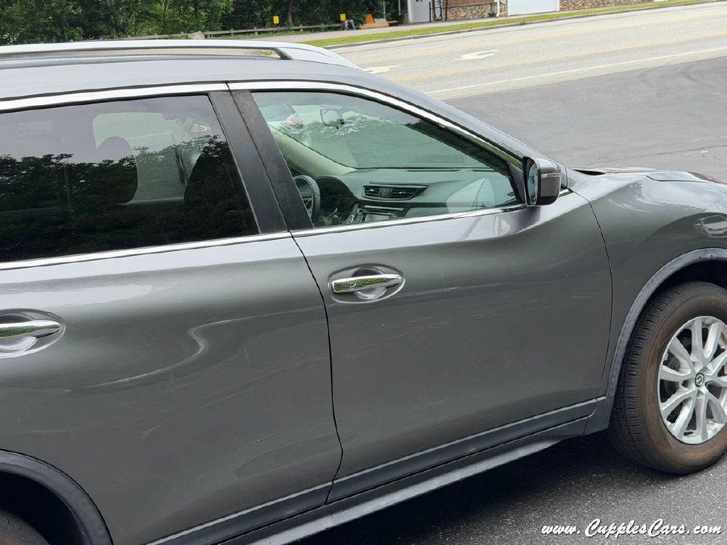 Photo 34 of this NISSAN ROGUE