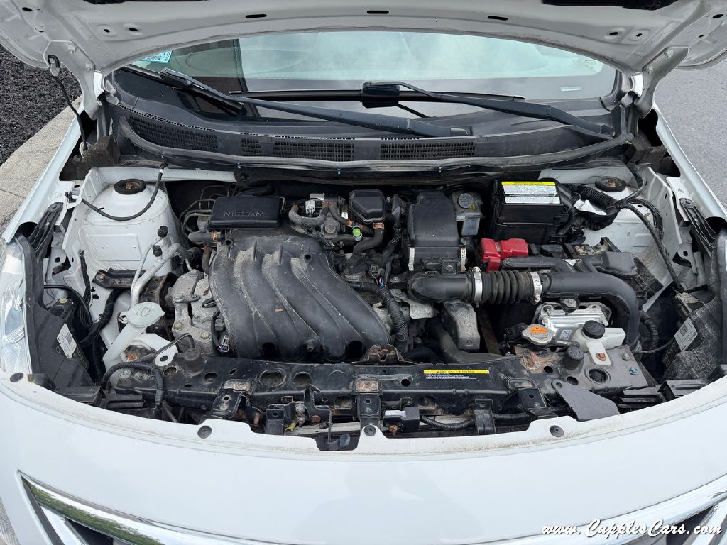 Photo 12 of this NISSAN VERSA