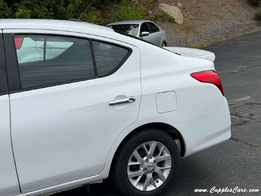 Photo 28 of this NISSAN VERSA
