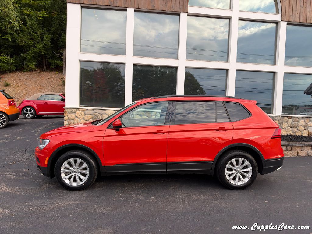 Photo 9 of this VOLKSWAGEN TIGUAN