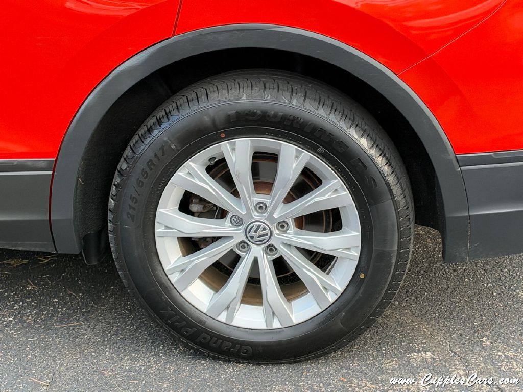Photo 34 of this VOLKSWAGEN TIGUAN