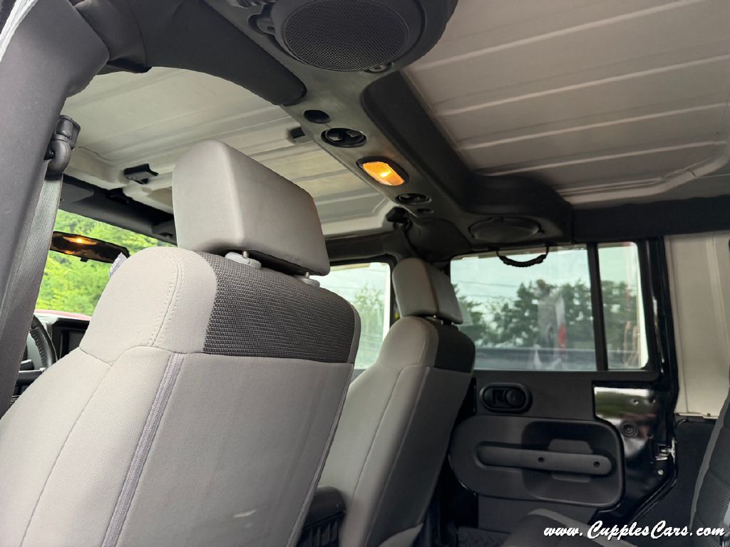 Photo 7 of this JEEP WRANGLER