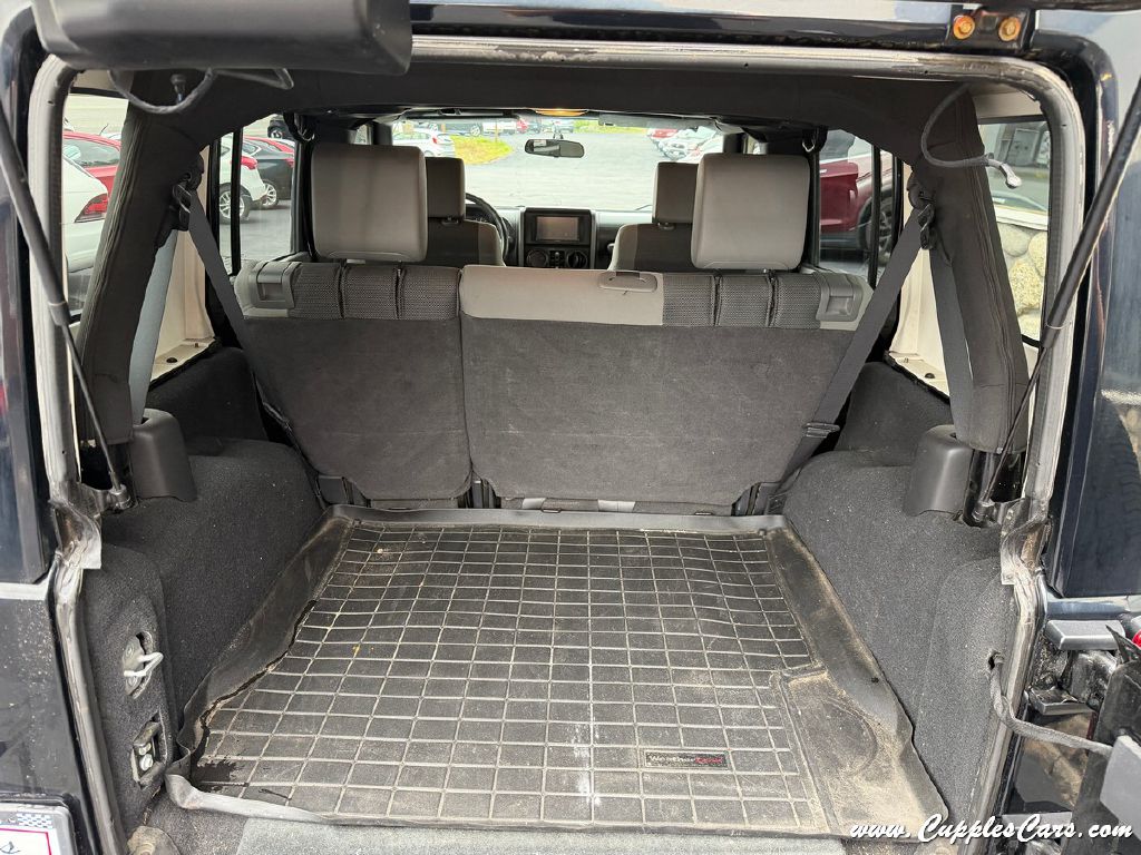 Photo 8 of this JEEP WRANGLER