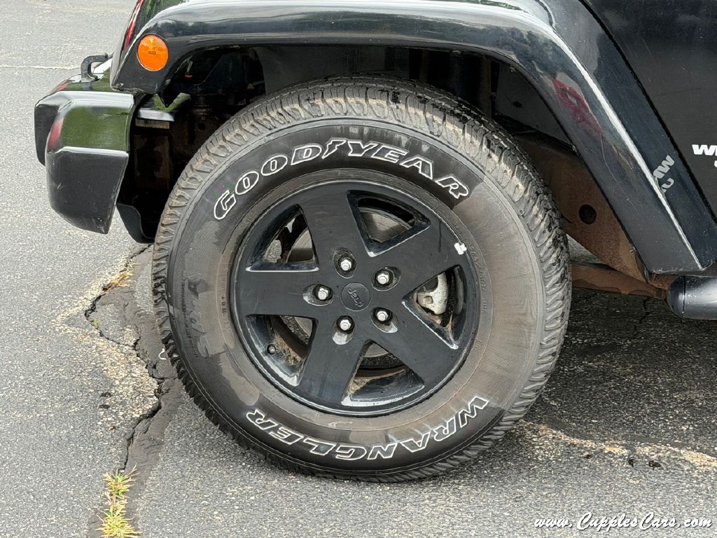 Photo 38 of this JEEP WRANGLER