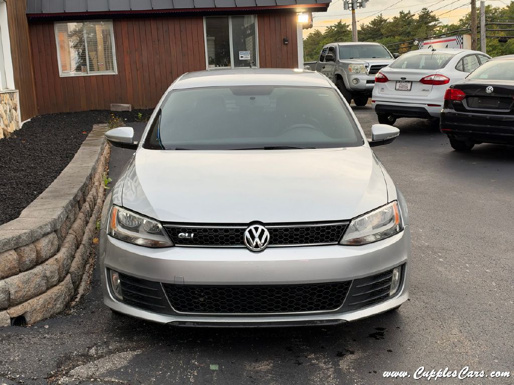 Photo 10 of this VOLKSWAGEN JETTA