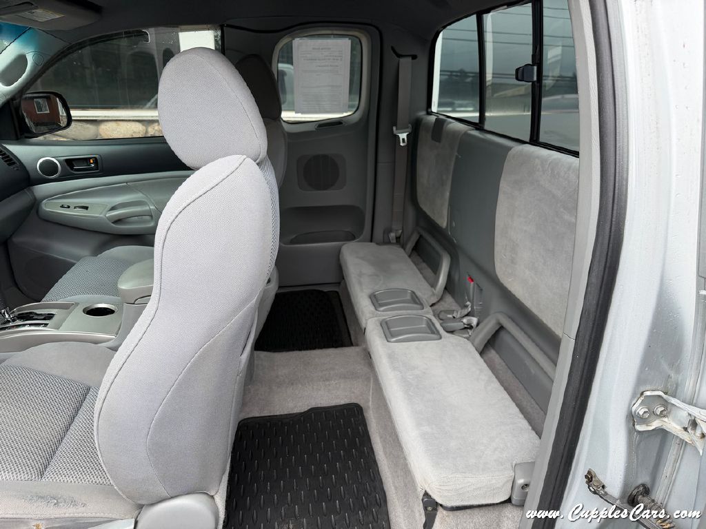Photo 6 of this TOYOTA TACOMA