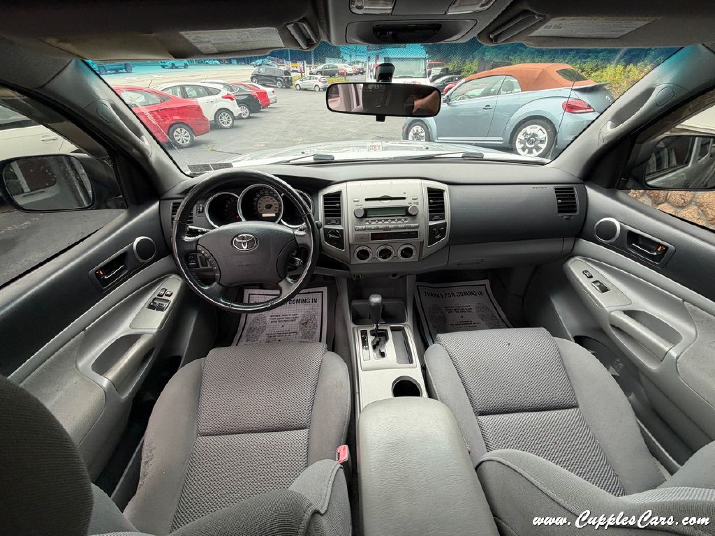 Photo 20 of this TOYOTA TACOMA