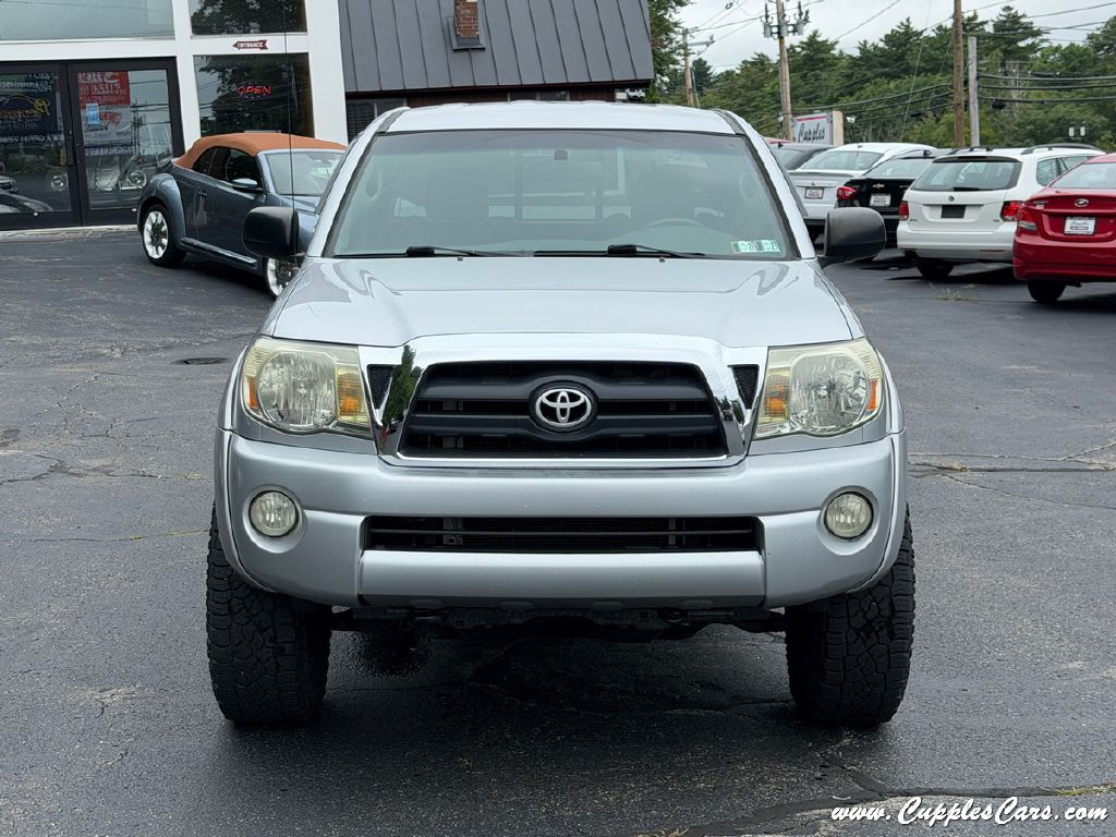 Photo 24 of this TOYOTA TACOMA