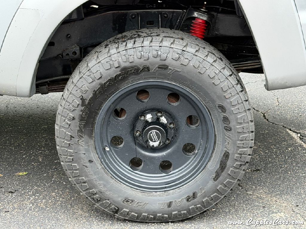 Photo 36 of this TOYOTA TACOMA