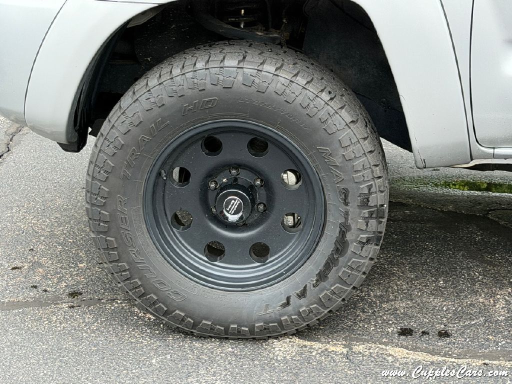 Photo 37 of this TOYOTA TACOMA